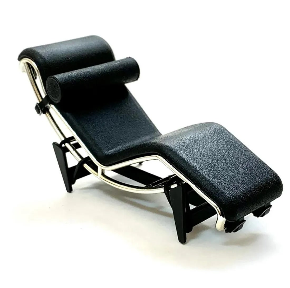 Le Corbusier "chaise Lounge" Desk Display Auction