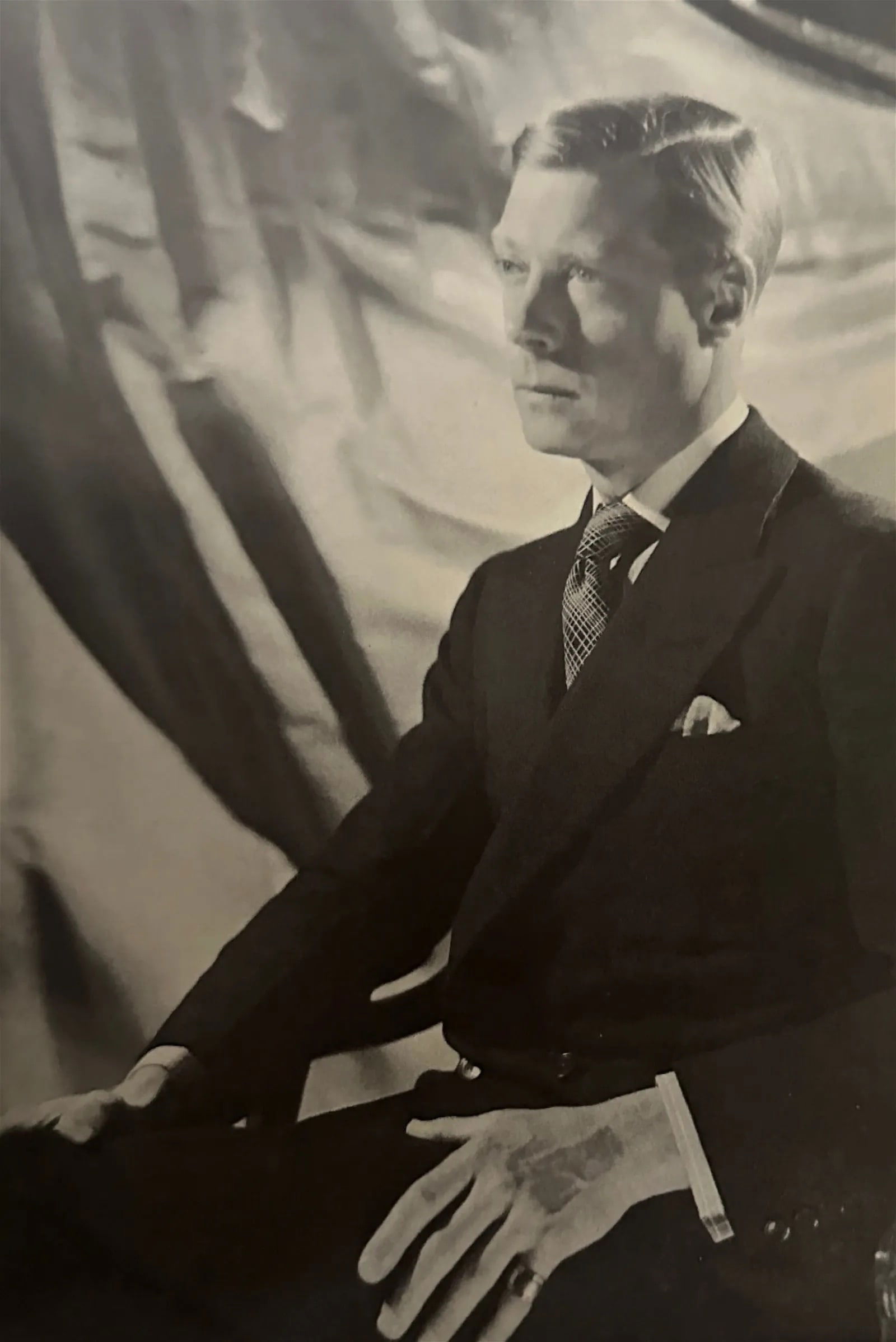 Cecil Beaton "Untitled" Print: Cecil Beaton (1904-1980) was a renowned English photographer, costume designer, and stage and film designer. He is widely recognized for his exceptional talent and contributions in the fields of fashi