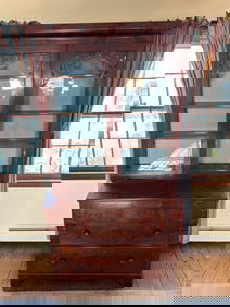 American Late Classical Mahogany Hutch/China Cabinet