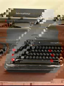 Vintage International Electromatic Electric Typewriter