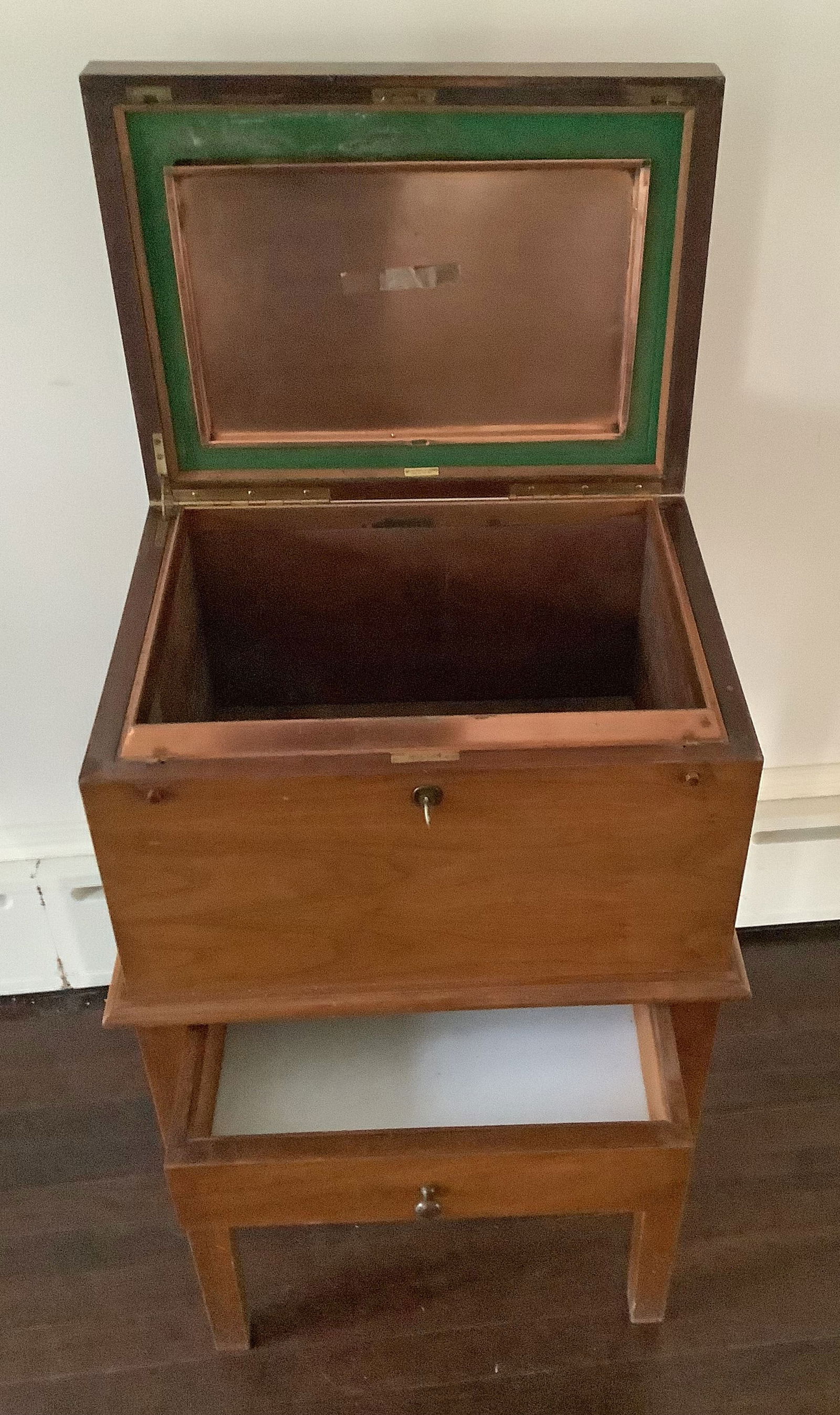 Alfred Dunhill Humador: Vintage Alfred Dunhill wooden humidor on a stand 15x14.5x35