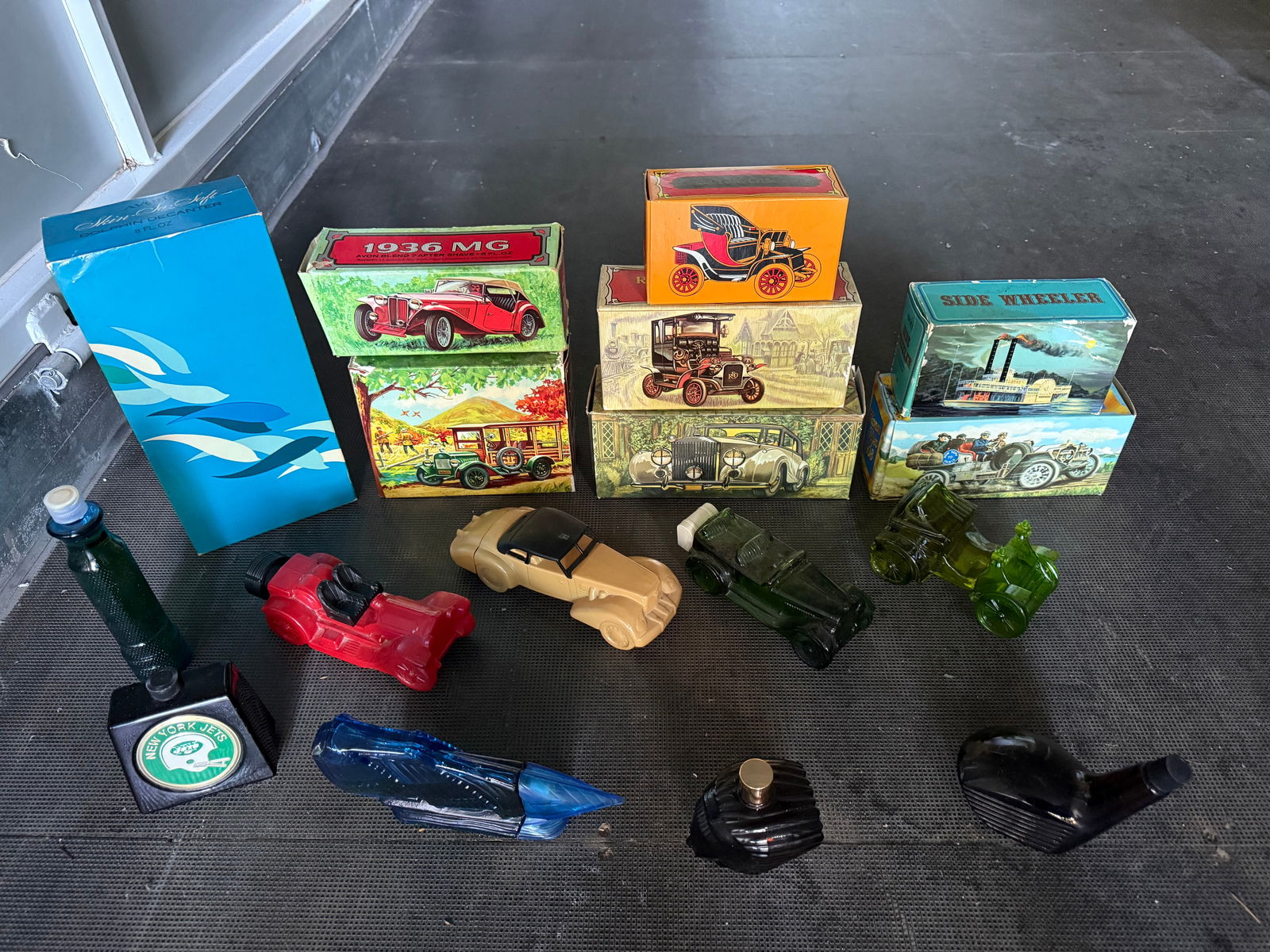 Vintage Perfume Bottles (1 of 6)