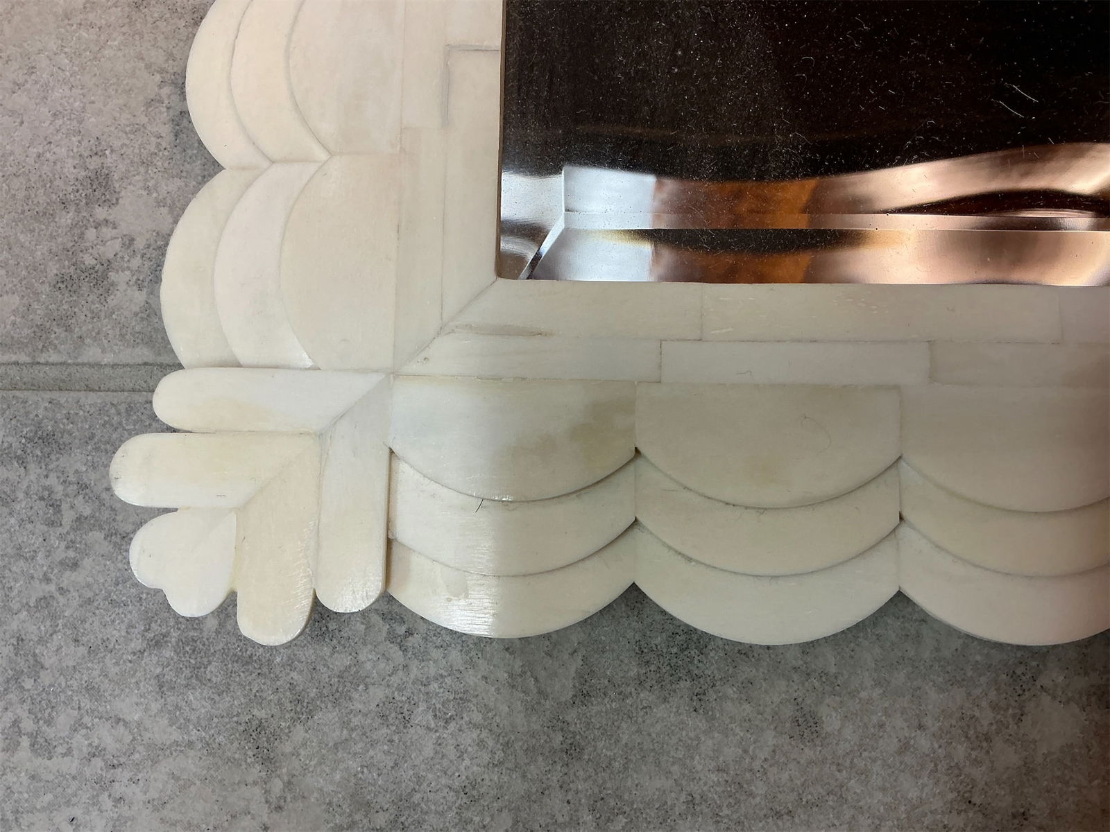White Bone Scalloped Mirror - 2