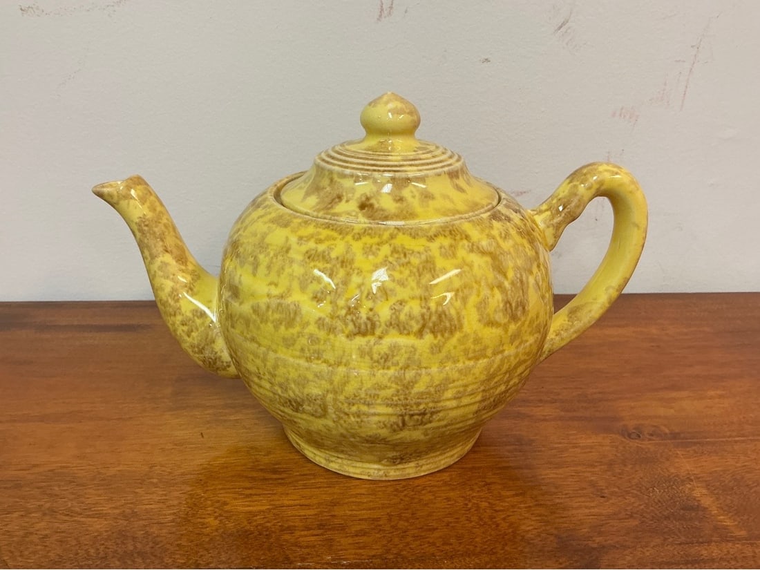 Vintage Price Bros Ceramic Tea Pot made in England: This charming vintage Price Bros ceramic tea pot is a delightful addition to any collection. Crafted in England, it showcases a beautiful yellow speckled glaze that gives it a distinctive and elegant