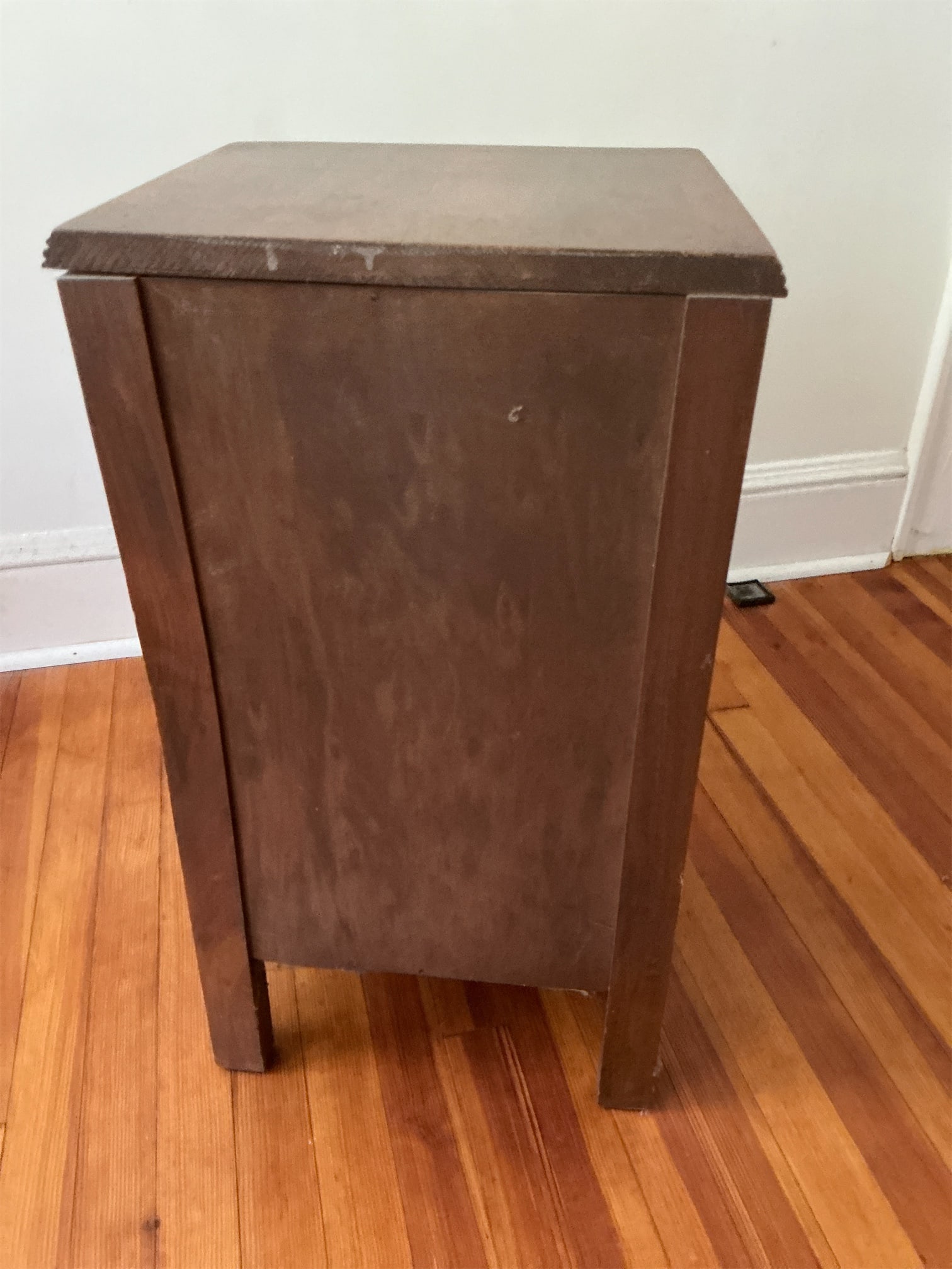 Nightstand - 5