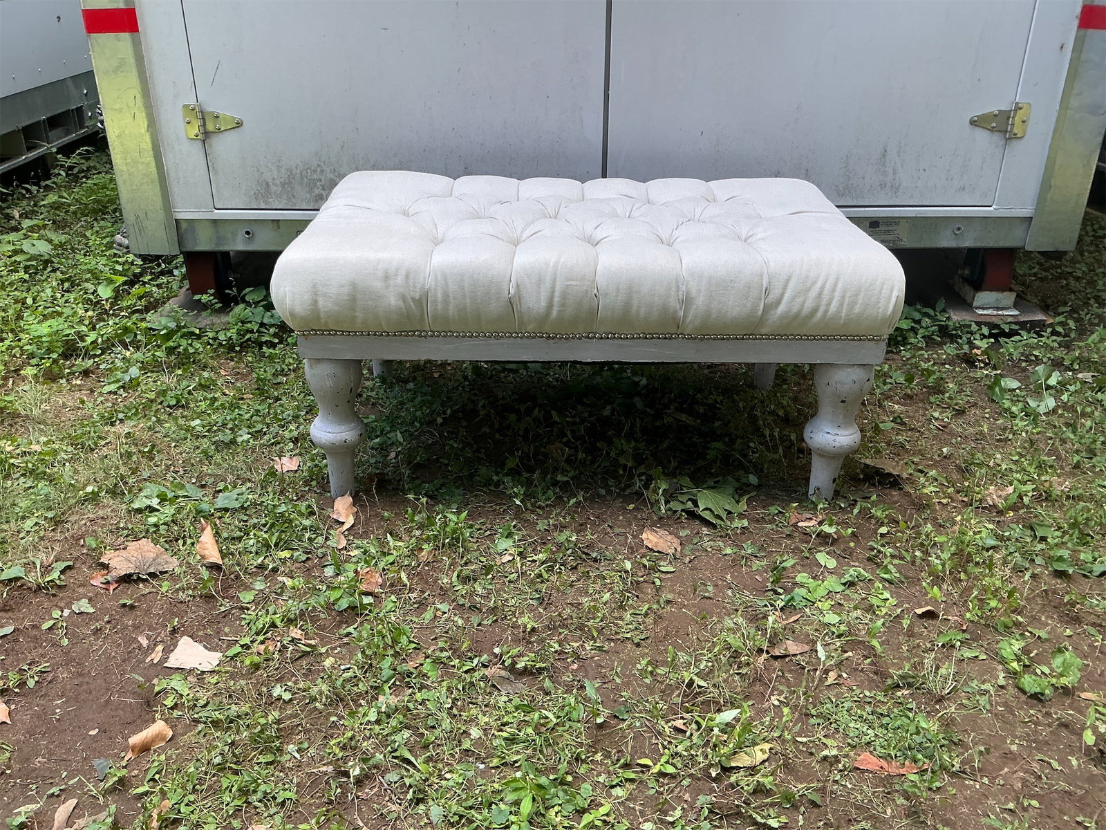 Cushioned Bench (1 of 4)