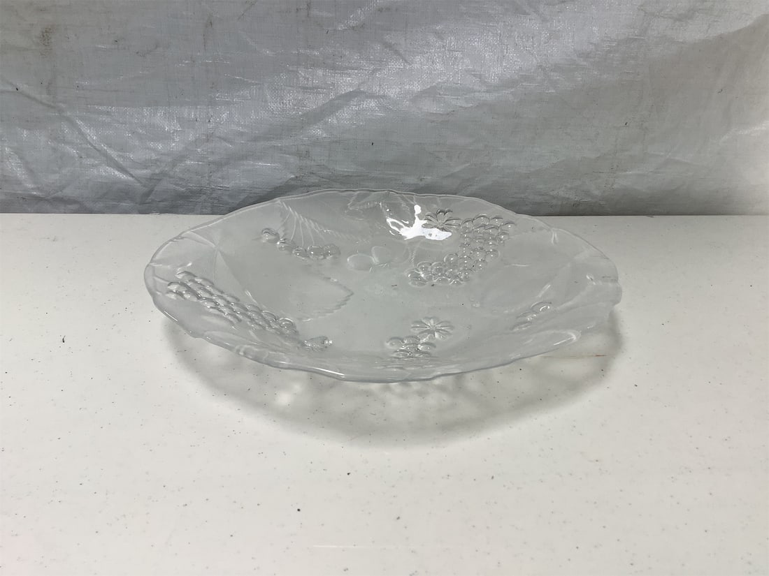 Frosted Mikasa Platter in Country Field: This stunning frosted Mikasa platter features the "Country Field" design, showcasing intricate floral and grapevine motifs. The platter's elegant shape and delicate texture create a beautiful
