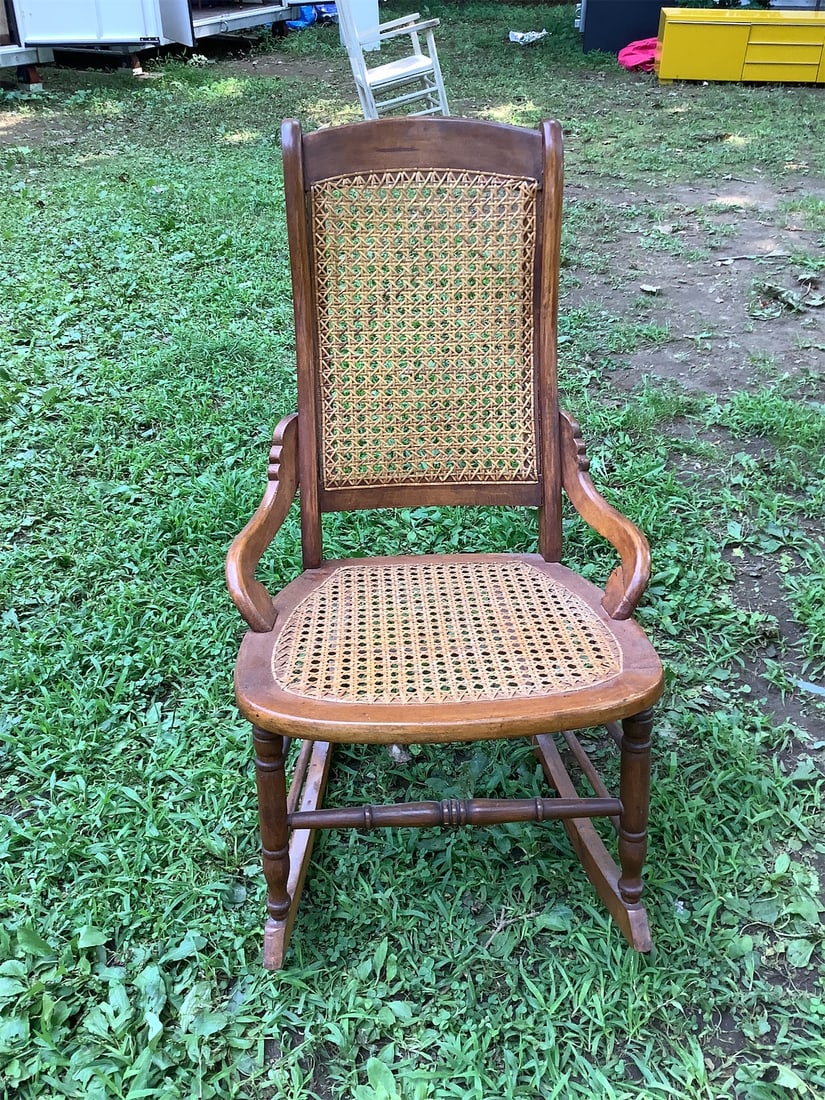 Victorian Style Rocking Chair (1 of 6)