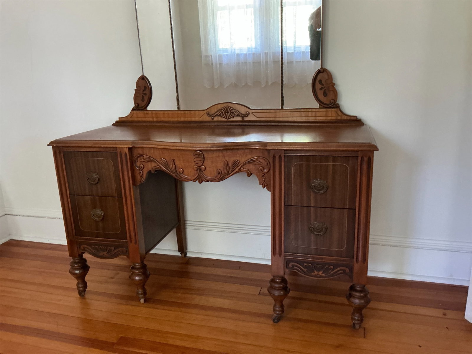 Antique Vanity/Dressing Table - 3
