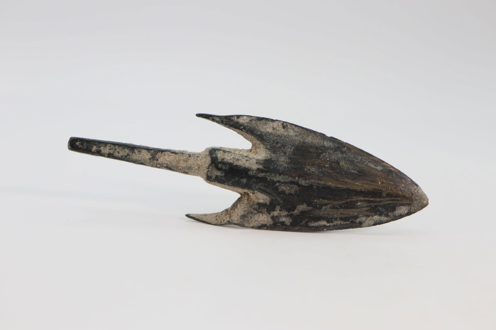 Ancient Greek Bronze Arrowhead, Circa  6th-4th Century AD (1 of 2)