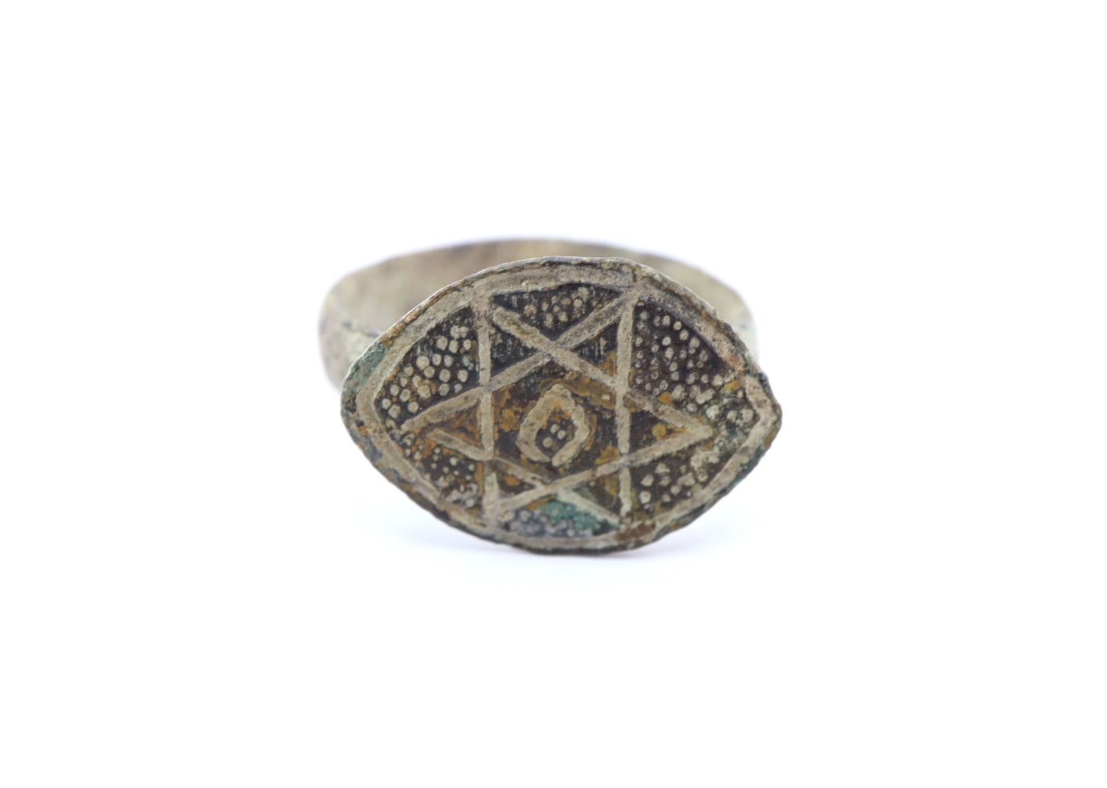 Medieval Bronze Pentagram Ring, Circa  14en-15en  Century AD (1 of 2)