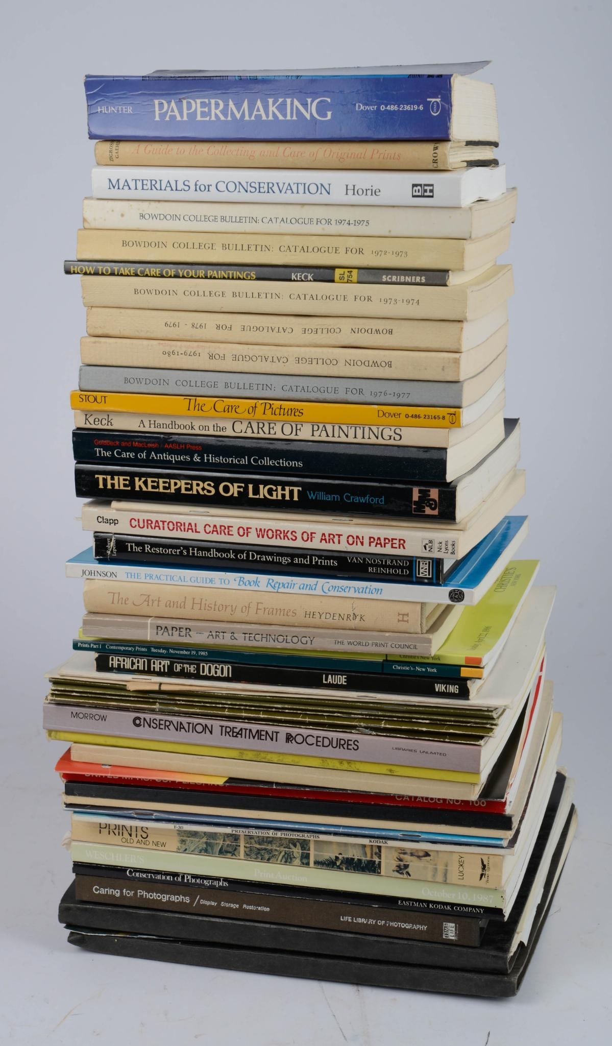 Art  & Antique Reference Books. (1 of 7)