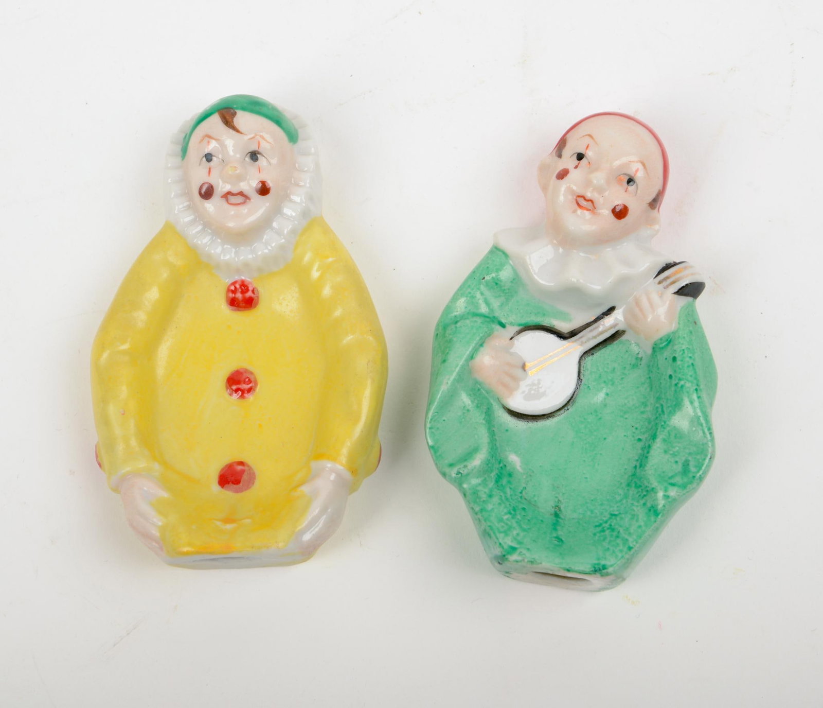 TWO SMALL JAPANESE KNIFE RESTS. (1 of 4)