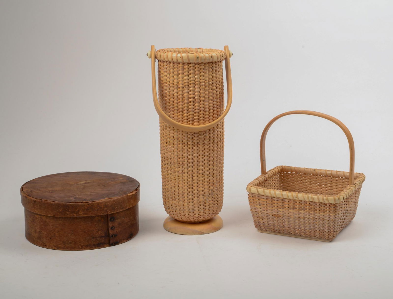 19TH CENTURY PANTRY BOX AND TWO BASKETS. (1 of 2)