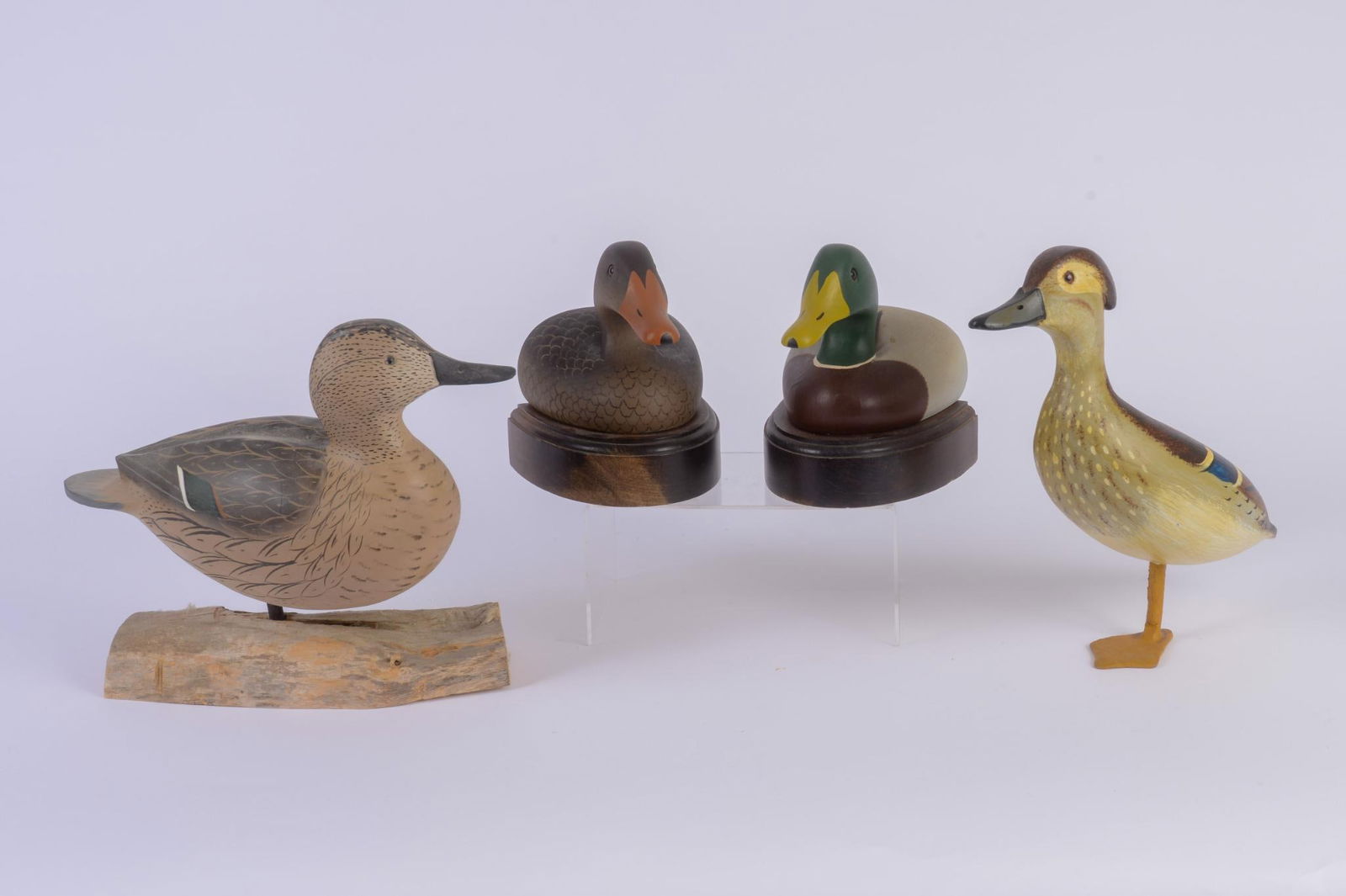 Pair of Duck Decoy Bookends with Two Standing Ducks (1 of 3)