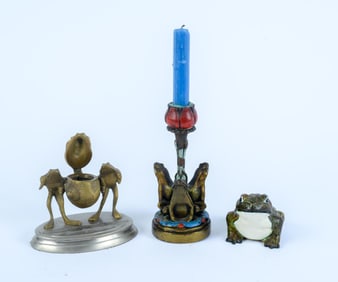 THREE FROG TABLE ITEMS