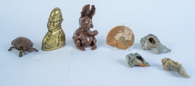 GROUP OF TABLE ITEMS