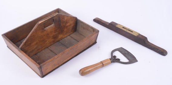 WOOD HANDLED BOX WITH TOOLS