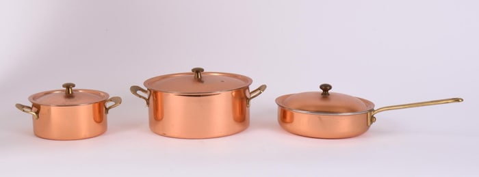 TWO SWISS COPPER POTS AND LIDDED SAUCEPAN.