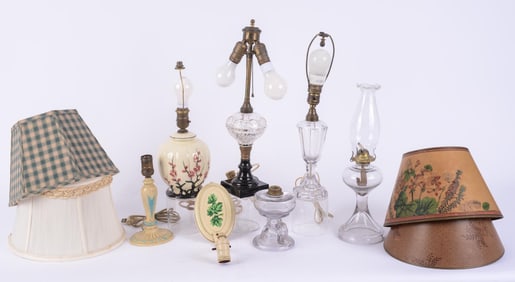 4 GLASS AND CERAMIC TABLE LAMPS