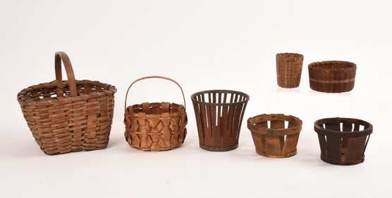Group of 7 Small Baskets.