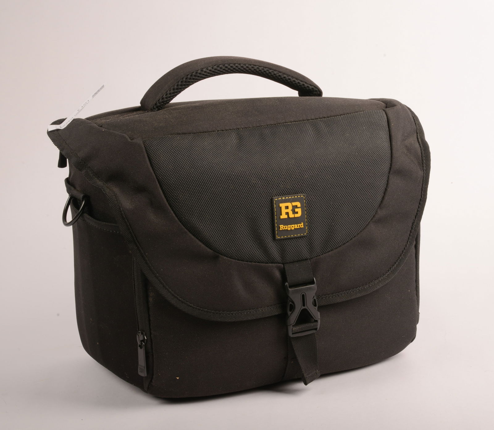 Three Nikon Autofocus Lens and a Camera Bag. (1 of 5)