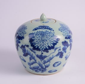 Chinese Blue and White Covered Ginger Jar.