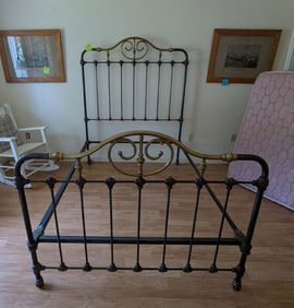 Full Size Brass Bed