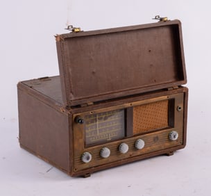 Hallicrafters Portable Radio.