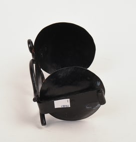 WROUGHT IRON WALL SCONCE.