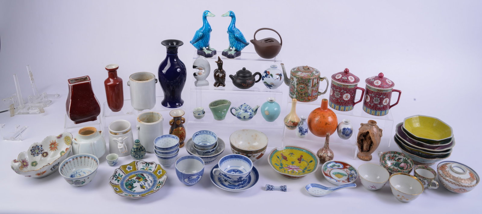 Collection of Chinese Porcelain.: Including cups, saucers, and others. Some chips and cracks.