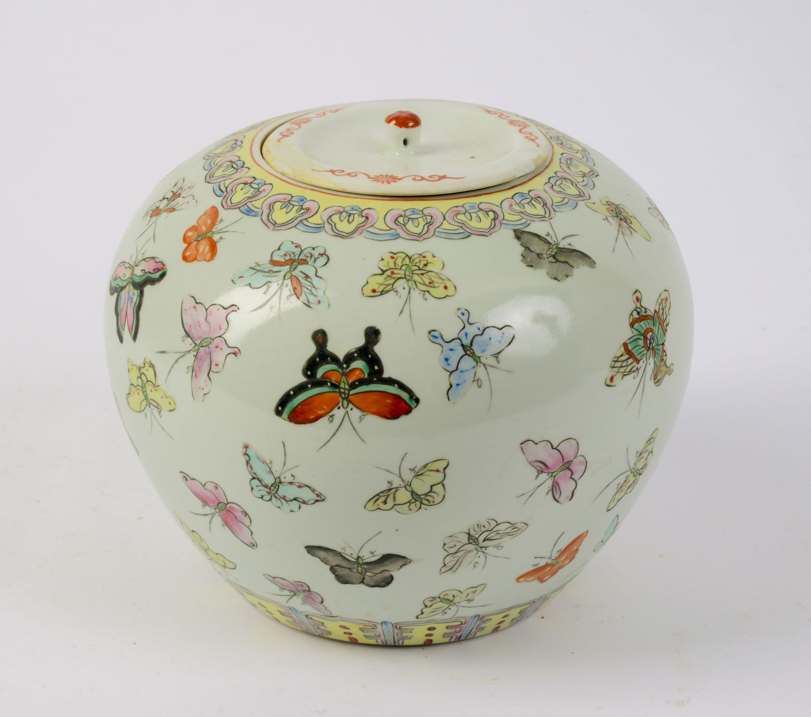Chinese Porcelain Covered Jar.: Height 7.5 inches. A few small chips.
