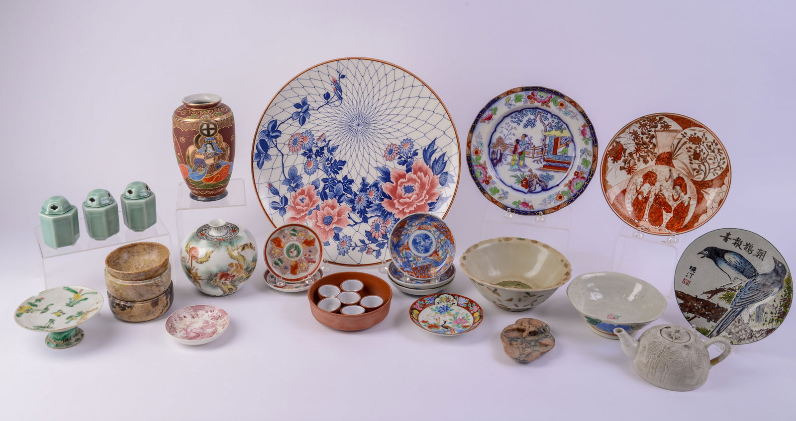 Large Group of Asian Decorative Items. (1 of 7)