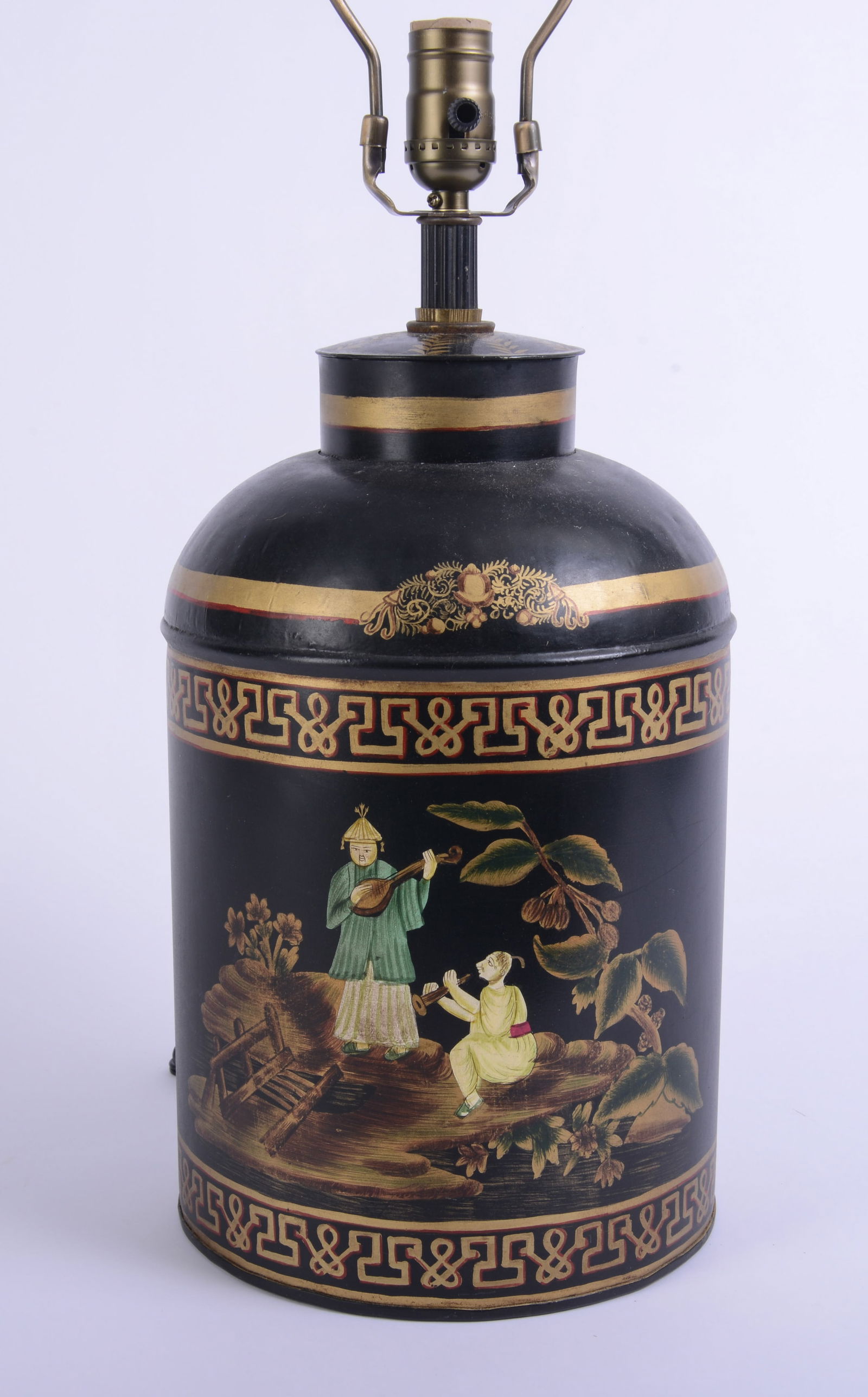 Painted Tin Table Lamp. - 2