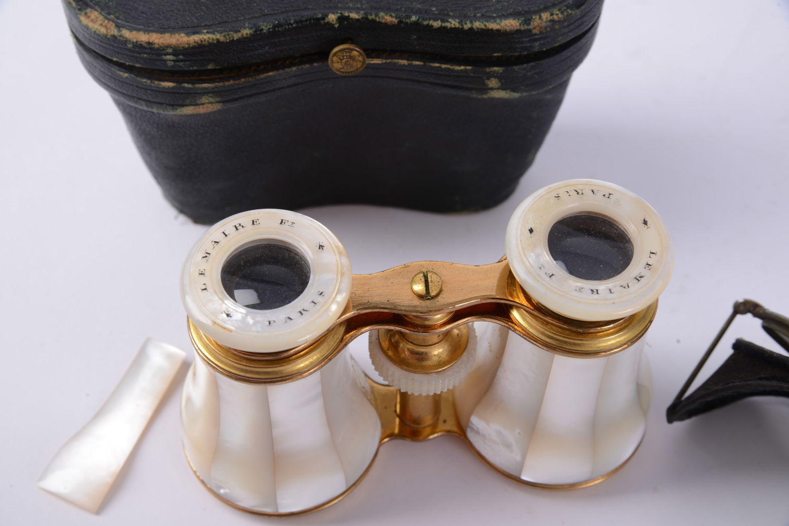 Small Pearlware Hunt Pitcher. - 6