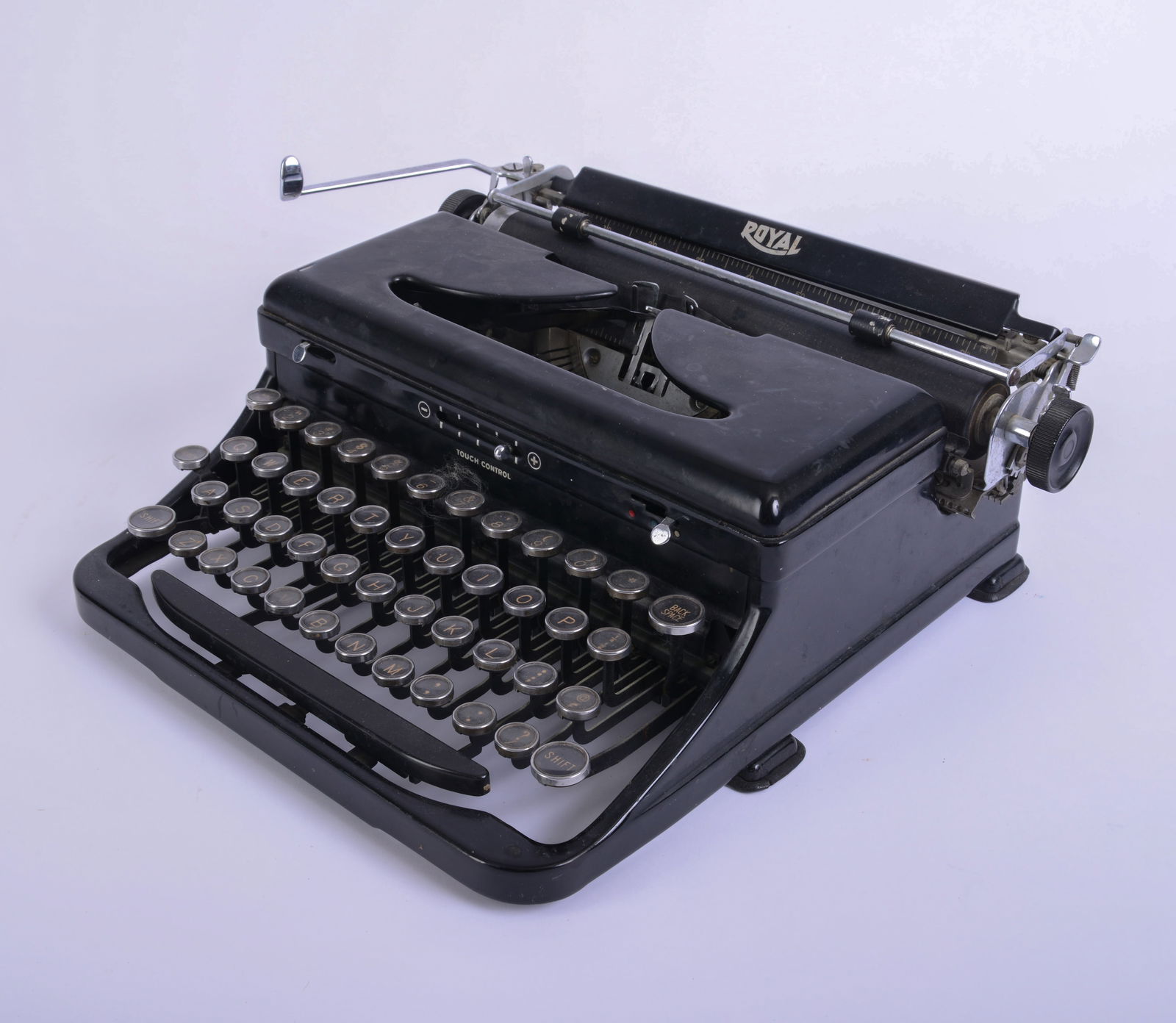 Royal Typewriter. (1 of 7)