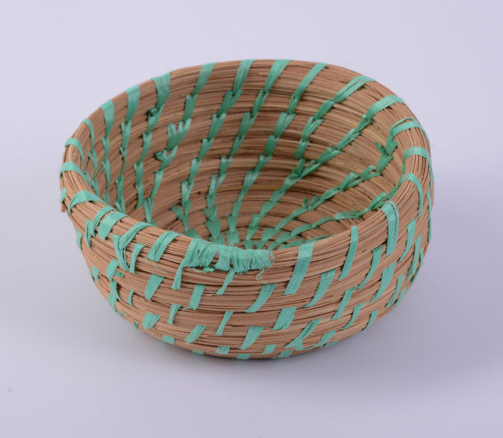 Small Sweetgrass Basket.: Diameter 5.5 inches.