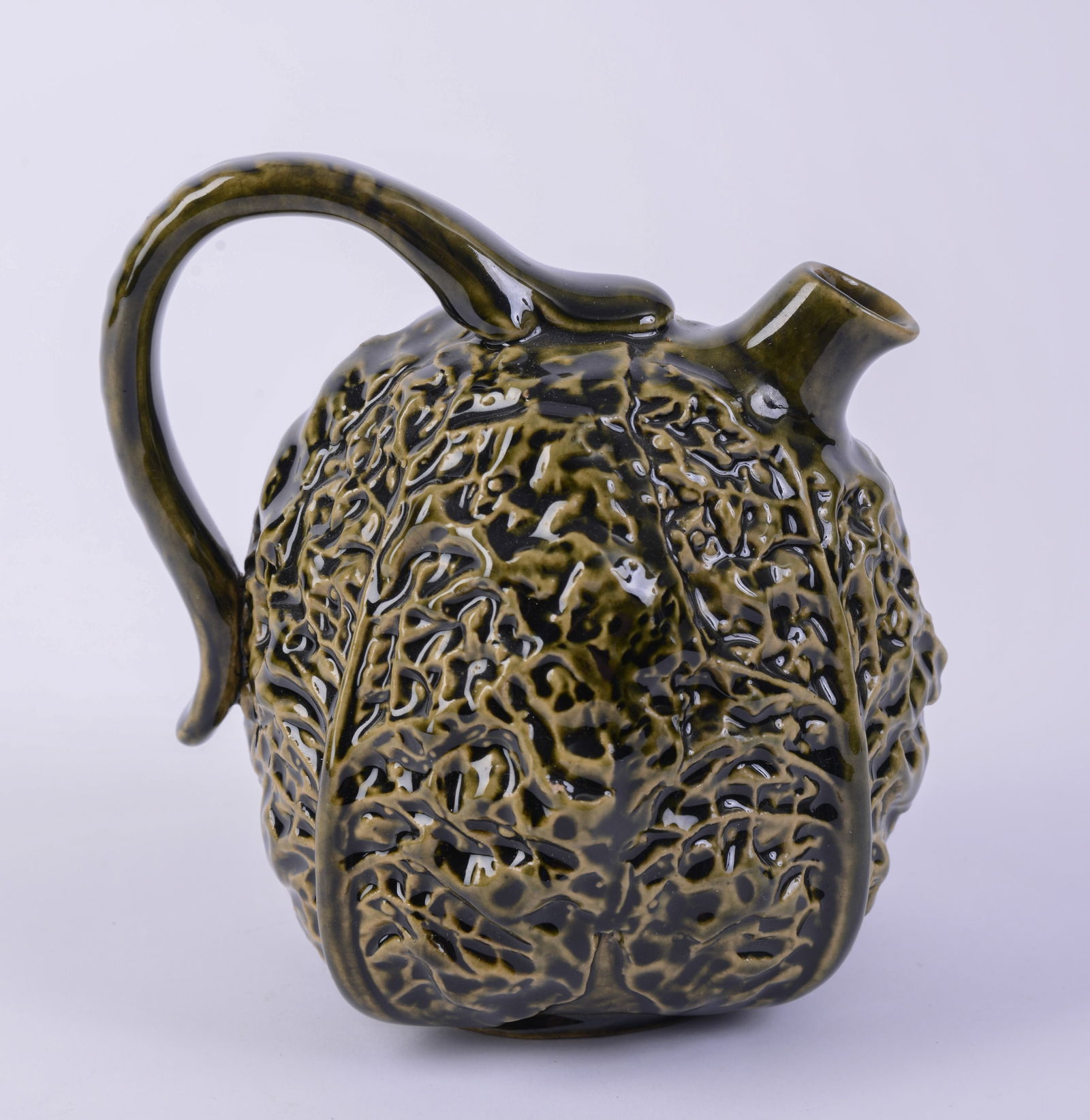 Small Cabbage Form Teapot. - 2