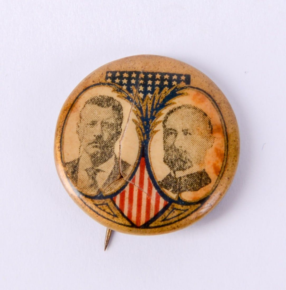 Jugate Style Theodore Roosevelt & Charles Fairbanks Pin. (1 of 2)