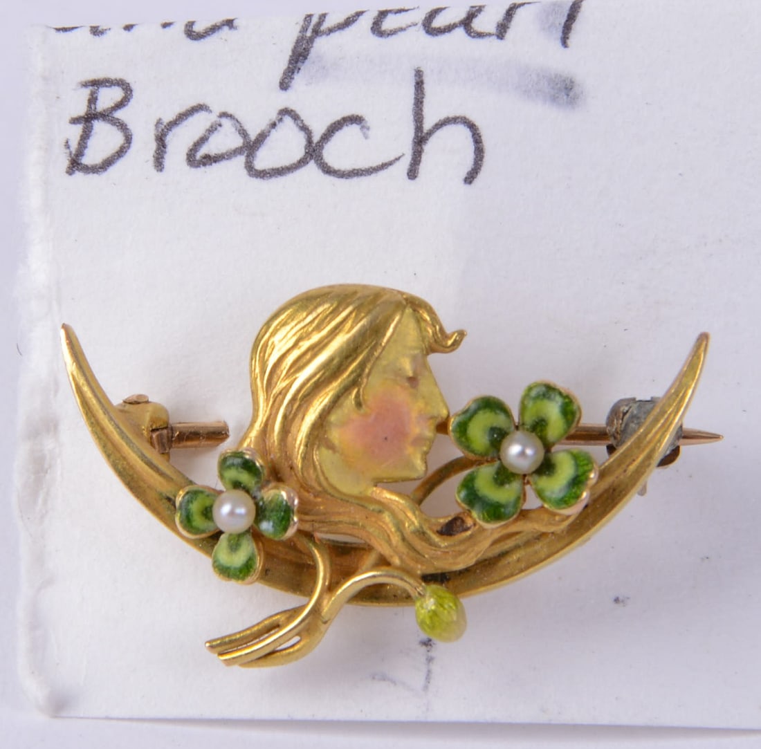 Krementz Art Nouveau 14K Gold, Enamel and Pearl Brooch.: 1 x 0.5 inches.