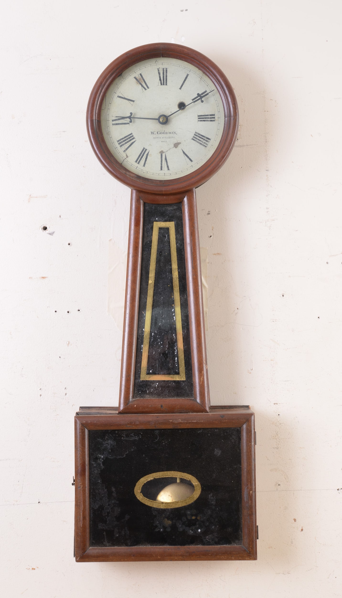 W. Goodman North Attleboro, Massachusetts Banjo Clock. (1 of 3)