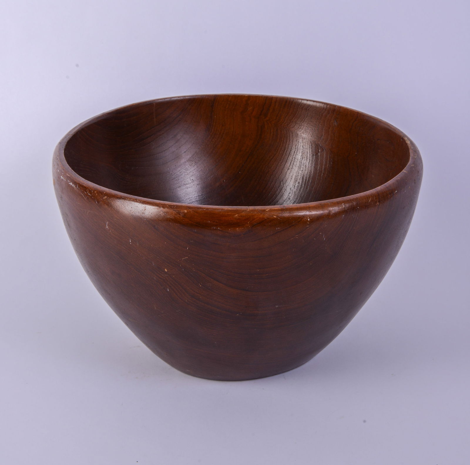Large Turned Wood Bowl. (1 of 4)