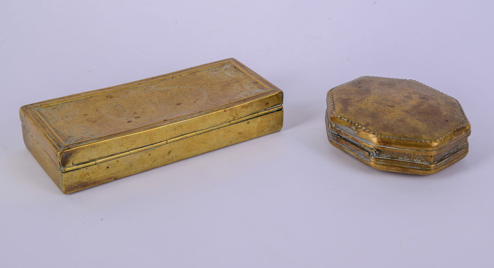 Two Brass Tobacco Boxes. - 3