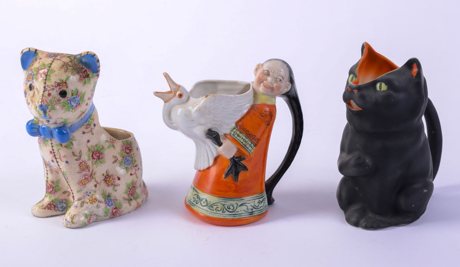 Two Framed Prints of Birds. (1 of 3)