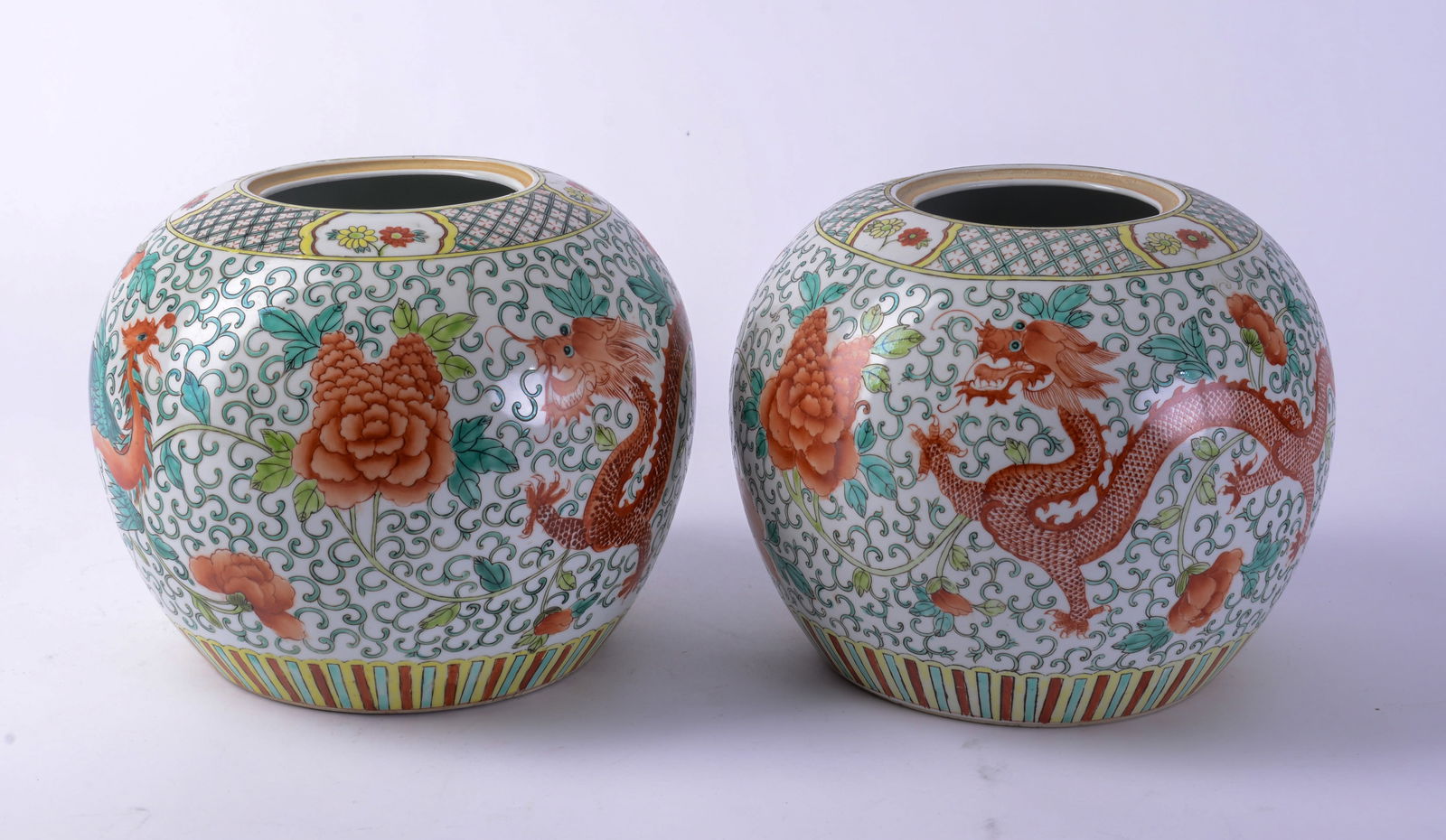 Pair of Chinese Jars With Dragons. (1 of 3)