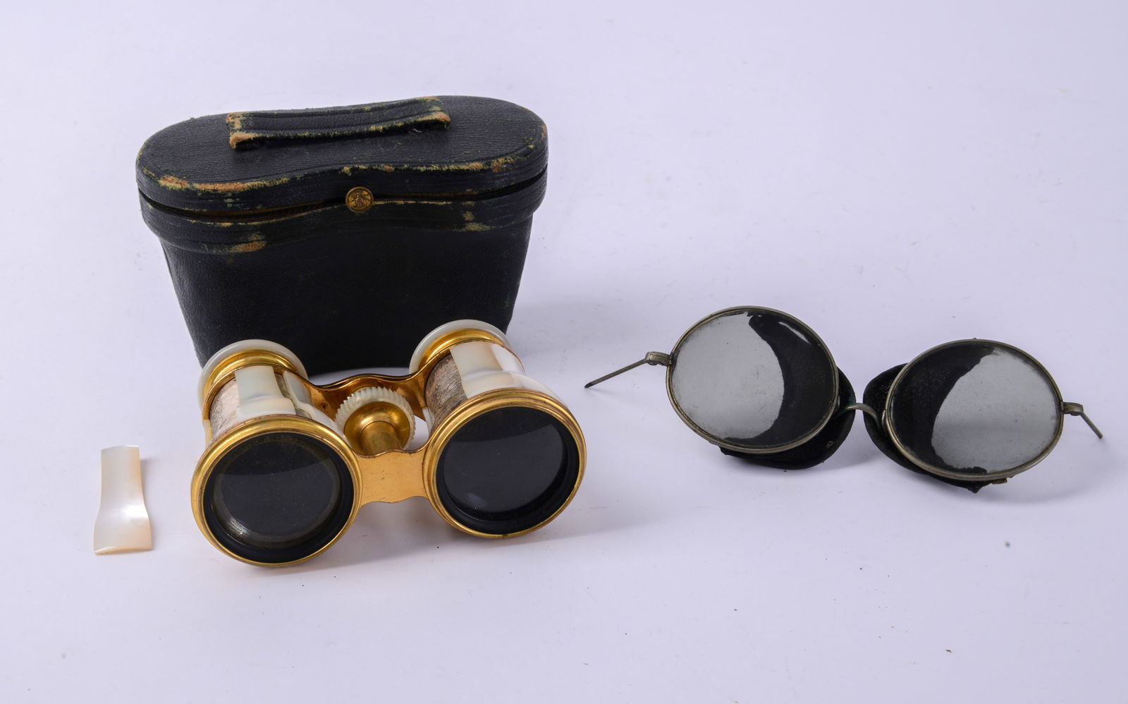 Spectacles and Mother of Pearl Opera Glasses. (1 of 4)