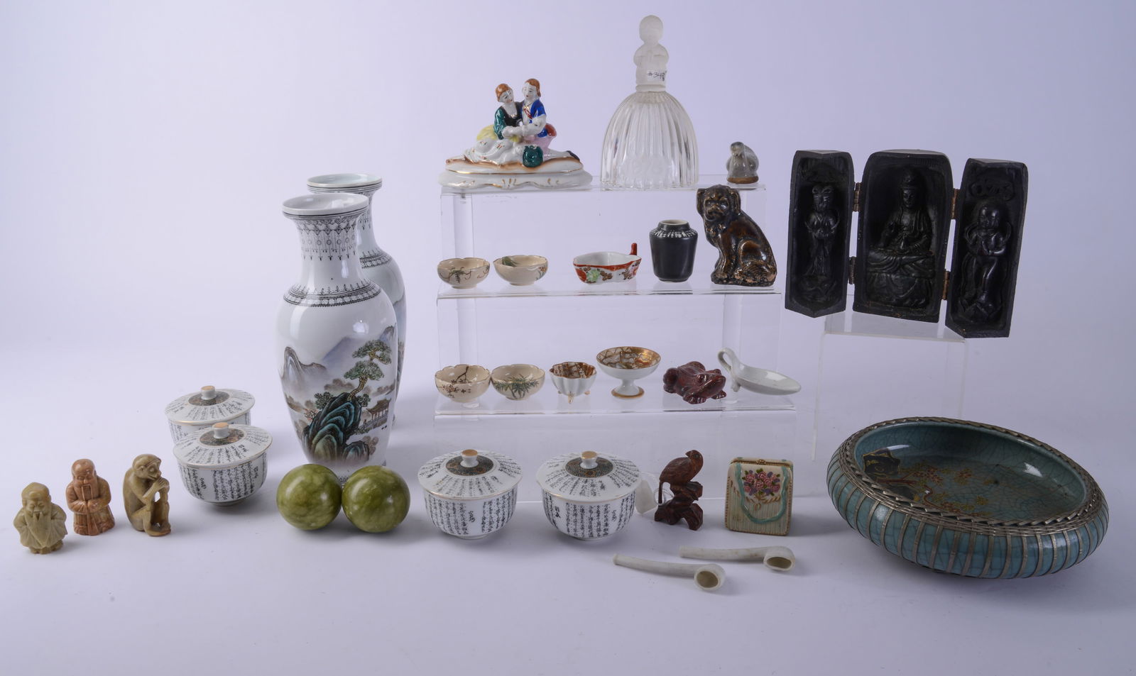 Collection of Asian Decorative Items. (1 of 10)