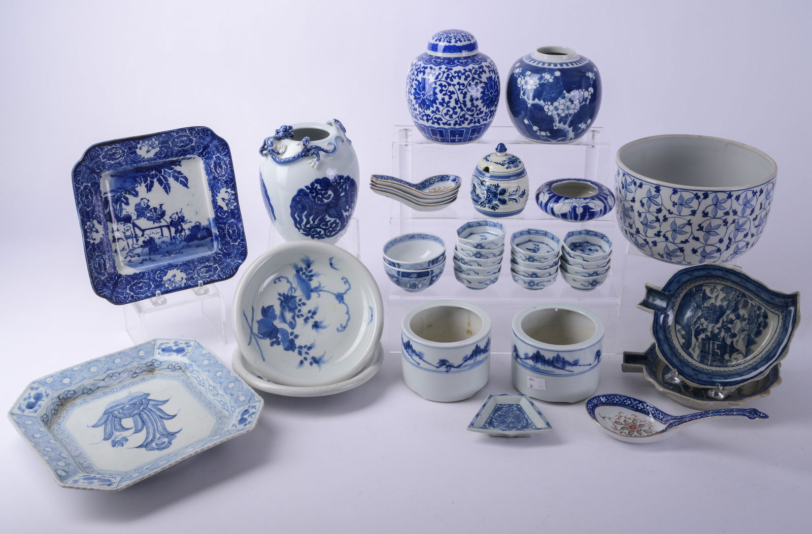 Collection of Chinese Blue and White Porcelain. (1 of 10)