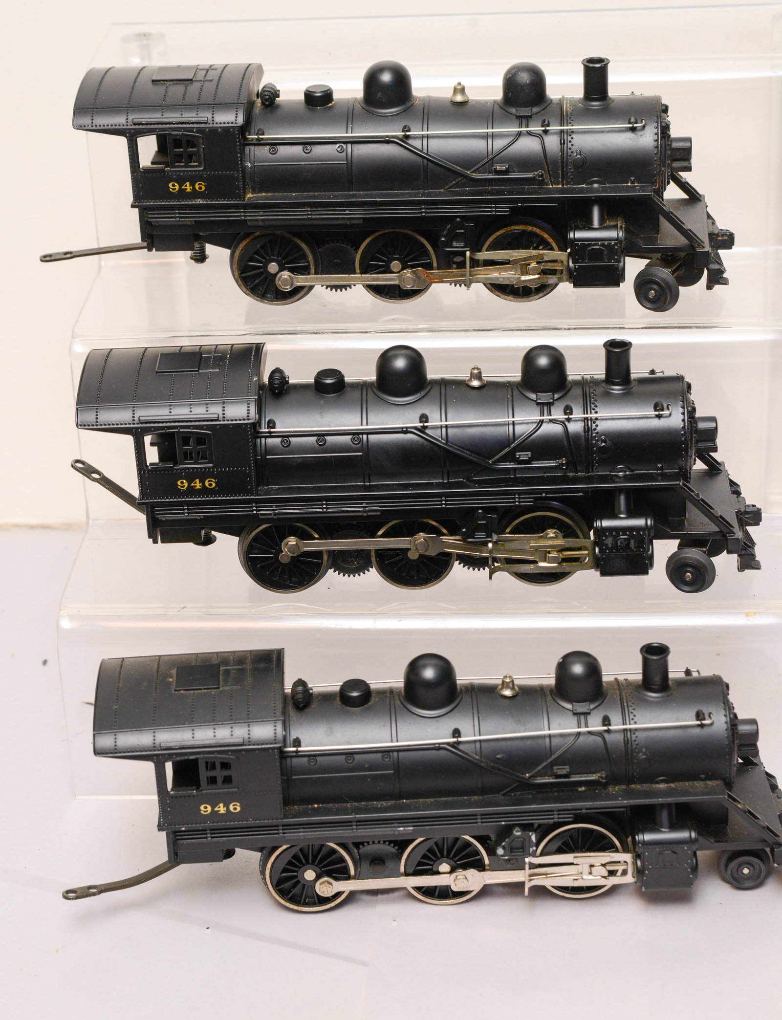 Three Lionel 946 Locomotives. (1 of 3)