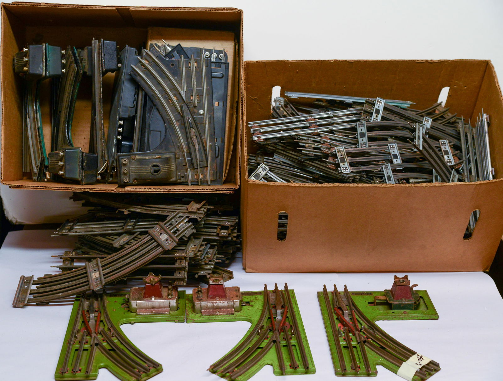 Collection of O Gauge Tracks and Switches.: Some rust.